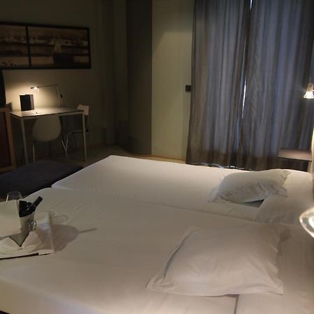 Hotel Almirante Ferrol Extérieur photo