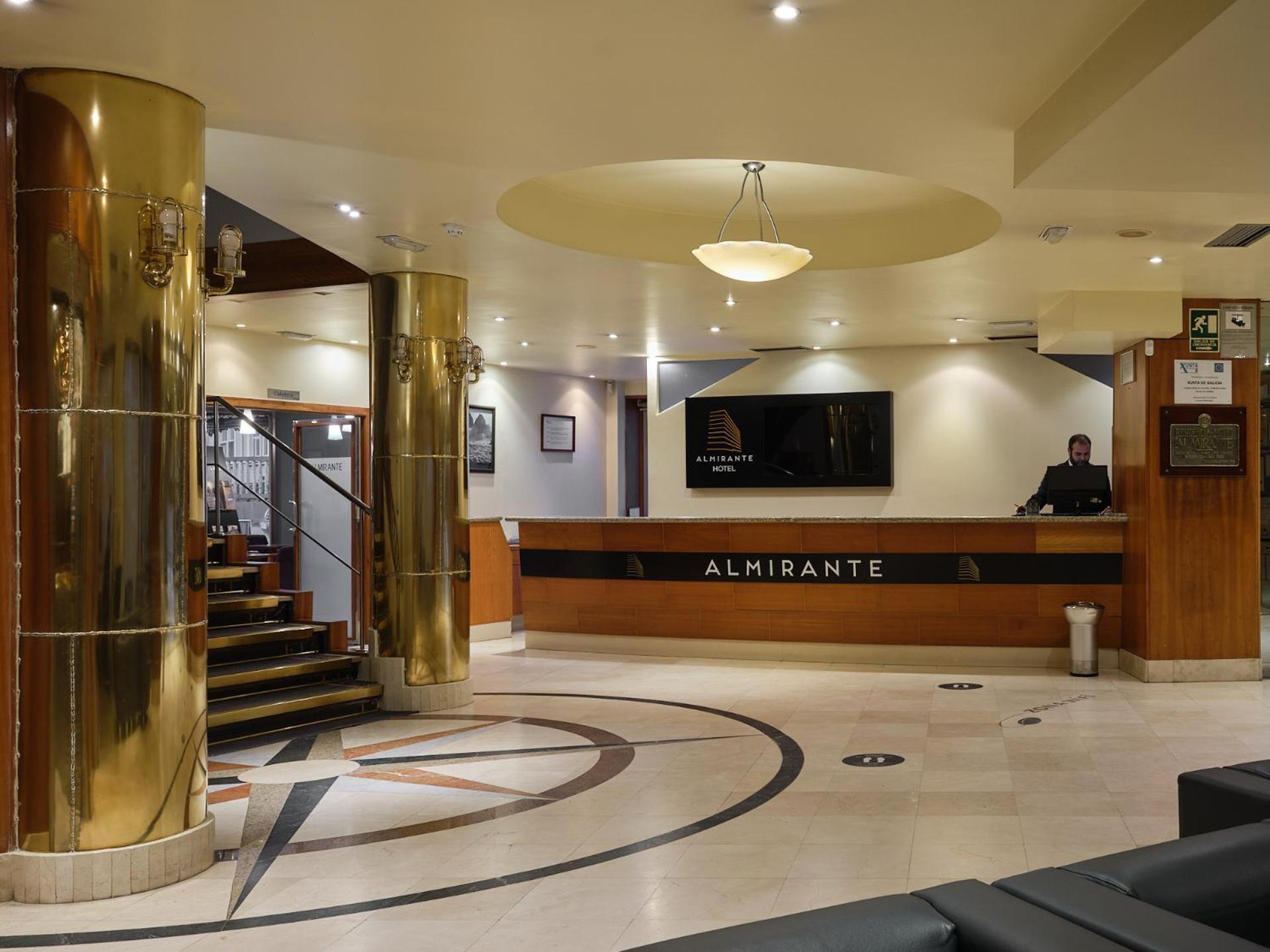 Hotel Almirante Ferrol Extérieur photo